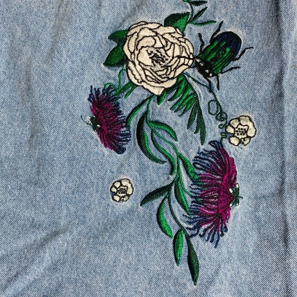 H & M Coachella Denim Embroidered Skirt Size 4 - Picture 5 of 6